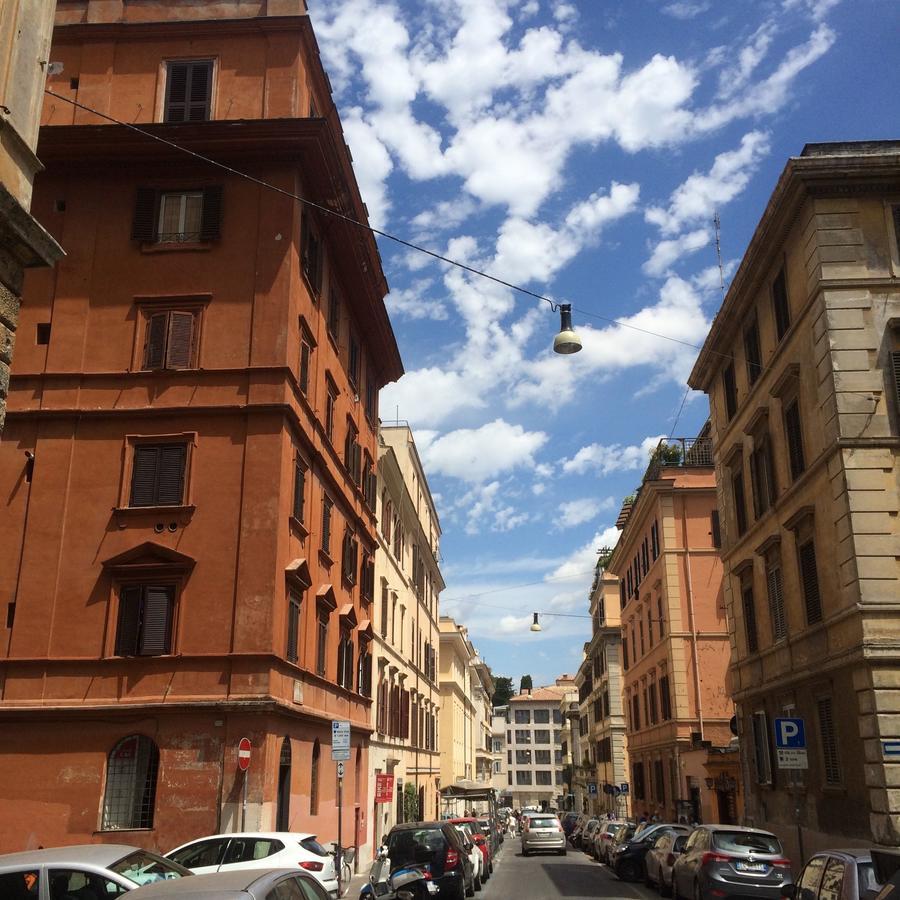 לינה וארוחת בוקר רומא Alloggio Turistico Al Colosseo מראה חיצוני תמונה